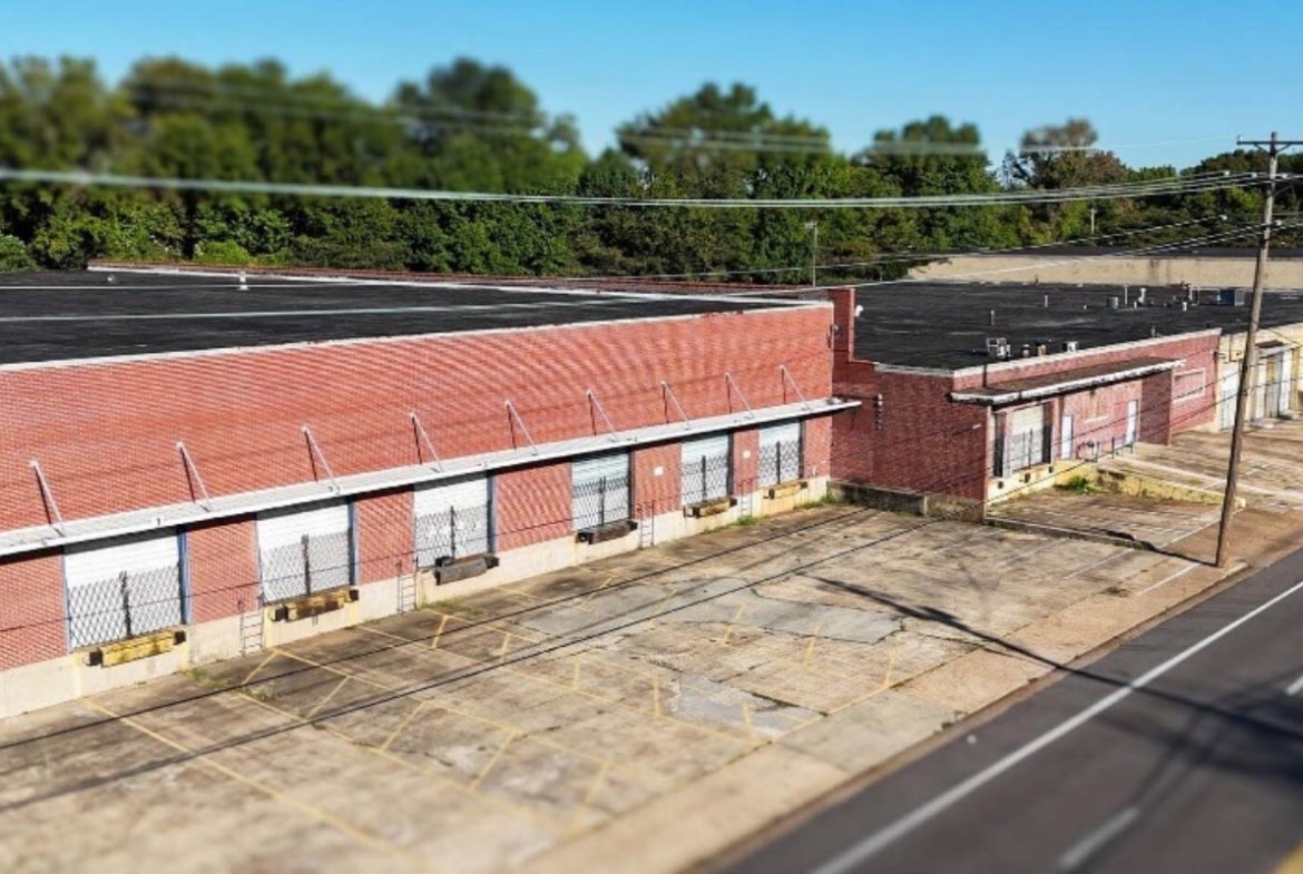 1709 – 1769 Latham St | Memphis, TN