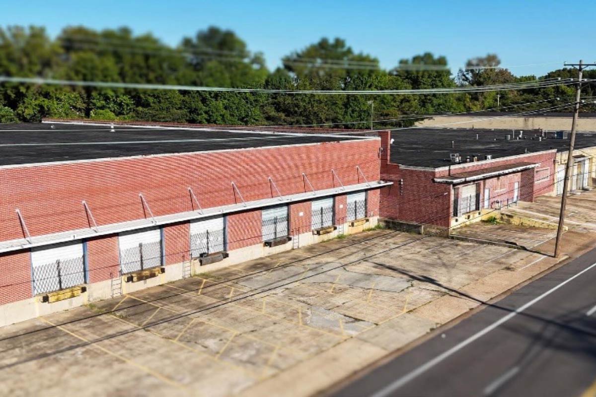 1709 – 1769 Latham St | Memphis, TN