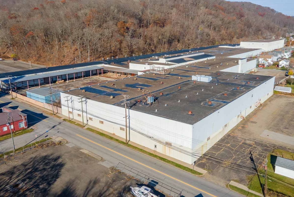 325 Buffalo St; Franklin, PA - Phoenix Investors