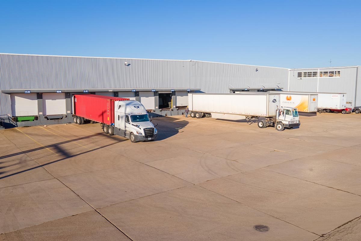 4350 W Loop 281; Longview, TX - Phoenix Investors