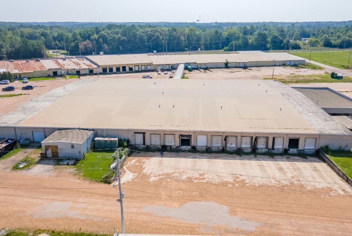 60063 Puckett Dr, Amory, MS