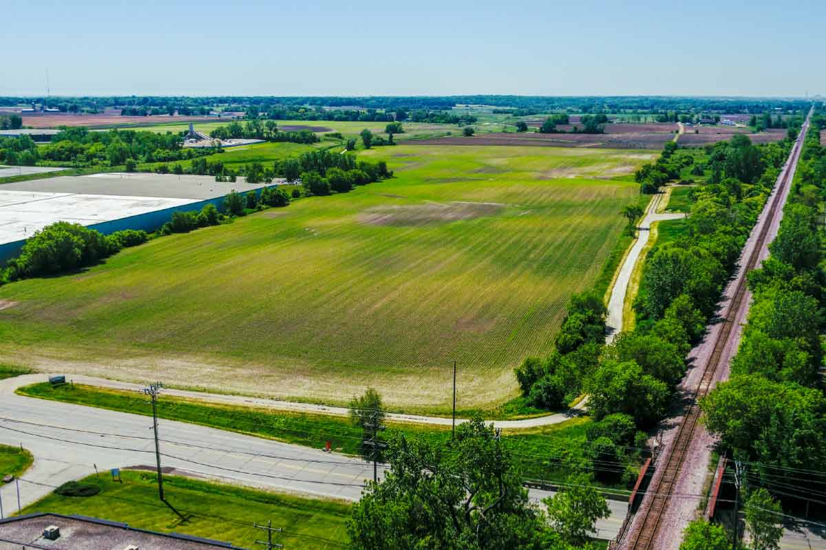 7801 Durand Ave | Mt Pleasant, WI - Phoenix Investors