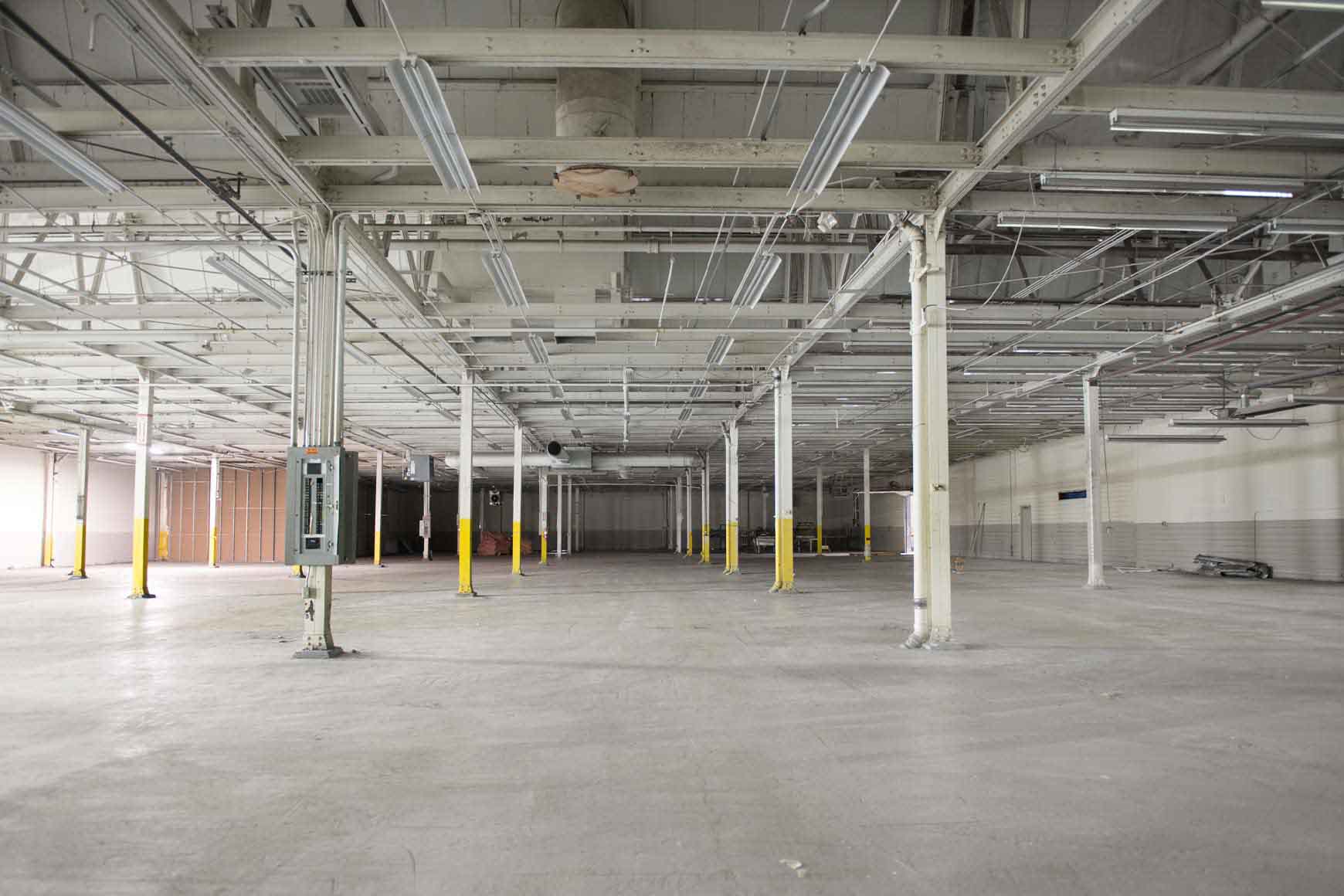 2701 S Coliseum BLVD - Phoenix Investors