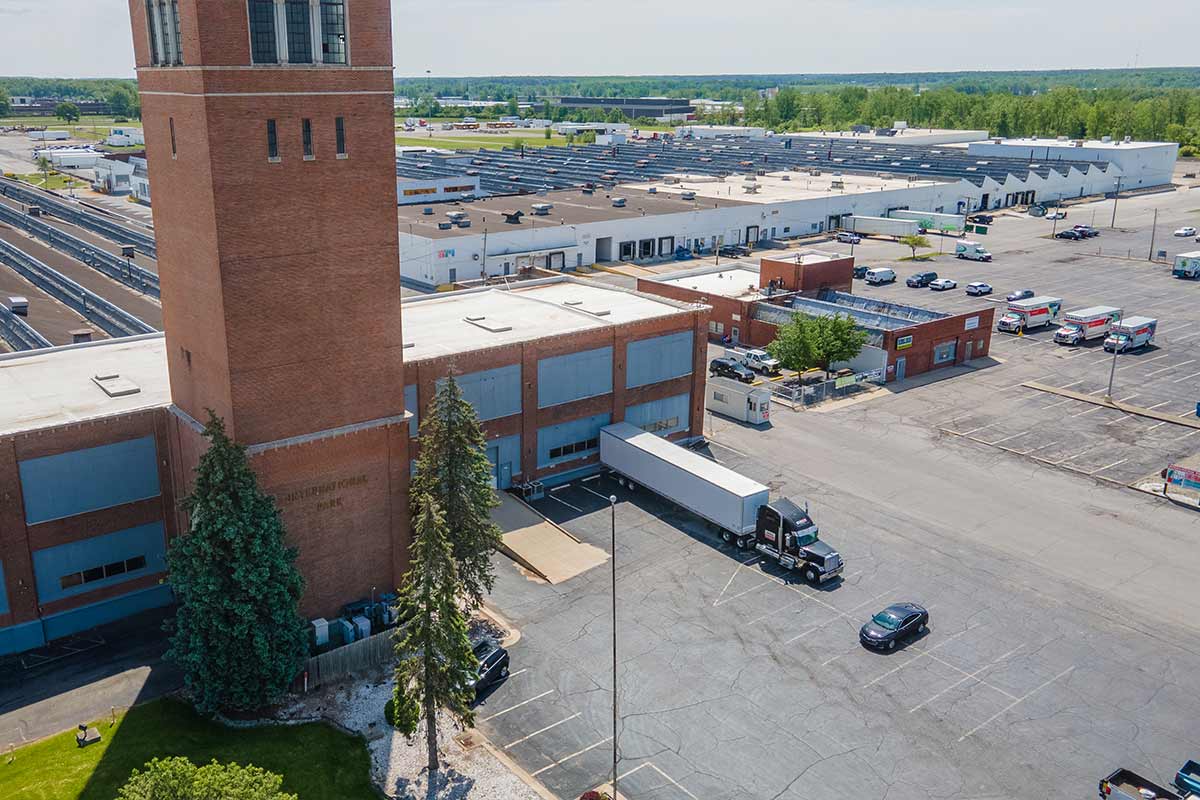 2701 S Coliseum BLVD - Phoenix Investors