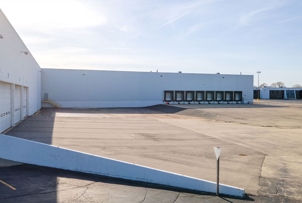 4000 Auburn Street | Phoenix Investors