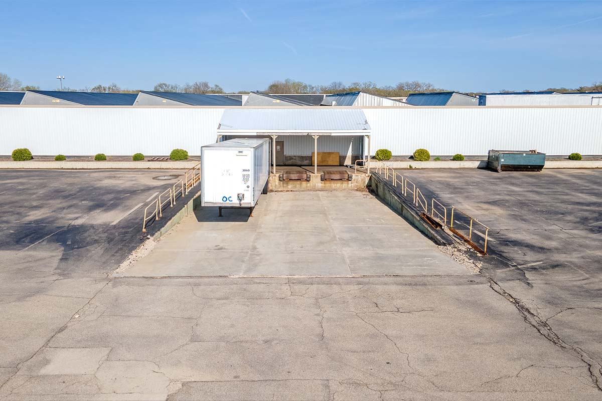 4000 Auburn Street | Phoenix Investors