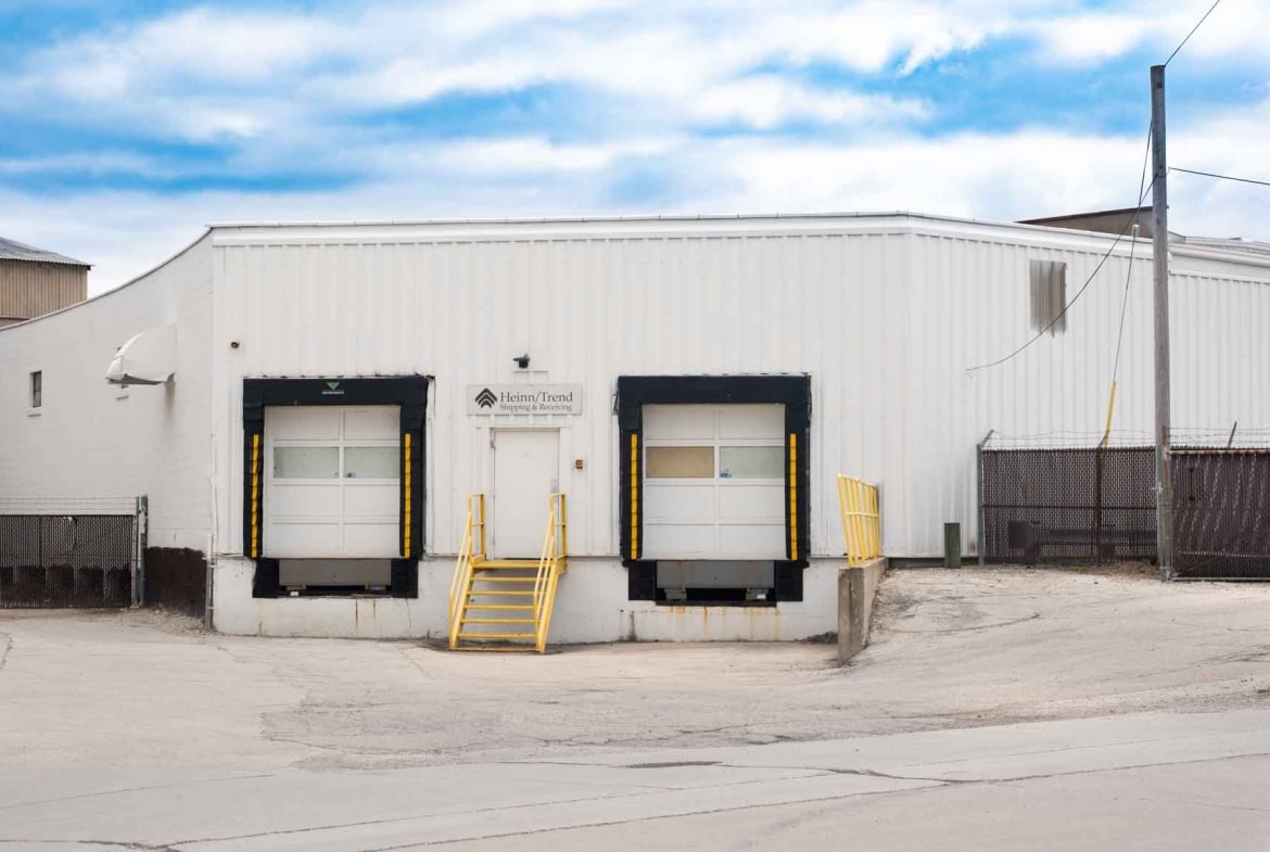 4041 N Richards St | Milwaukee, WI - Phoenix Investors