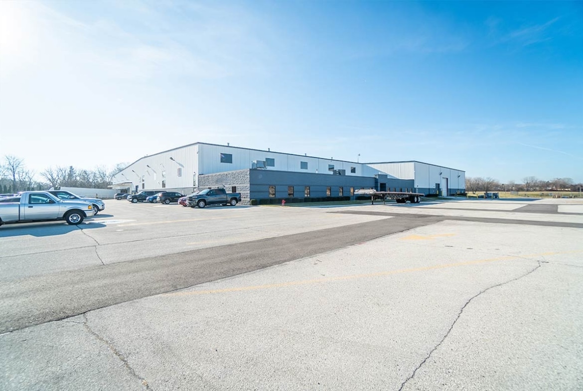 4120 S Kansas Ave | St Francis, WI