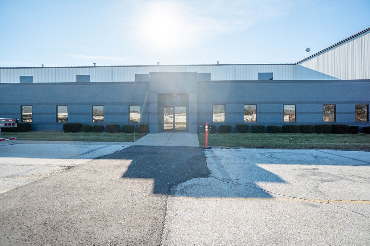 4120 S Kansas Ave | St Francis, WI