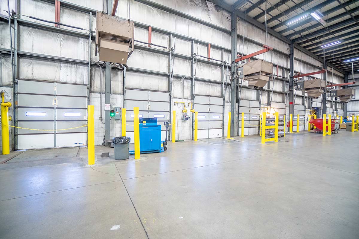 4120 S Kansas Ave | St Francis, WI