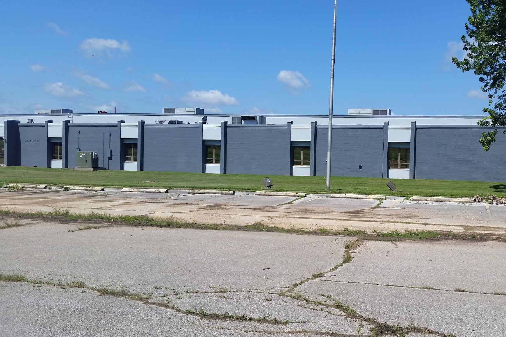 Eldon|1401 E North St