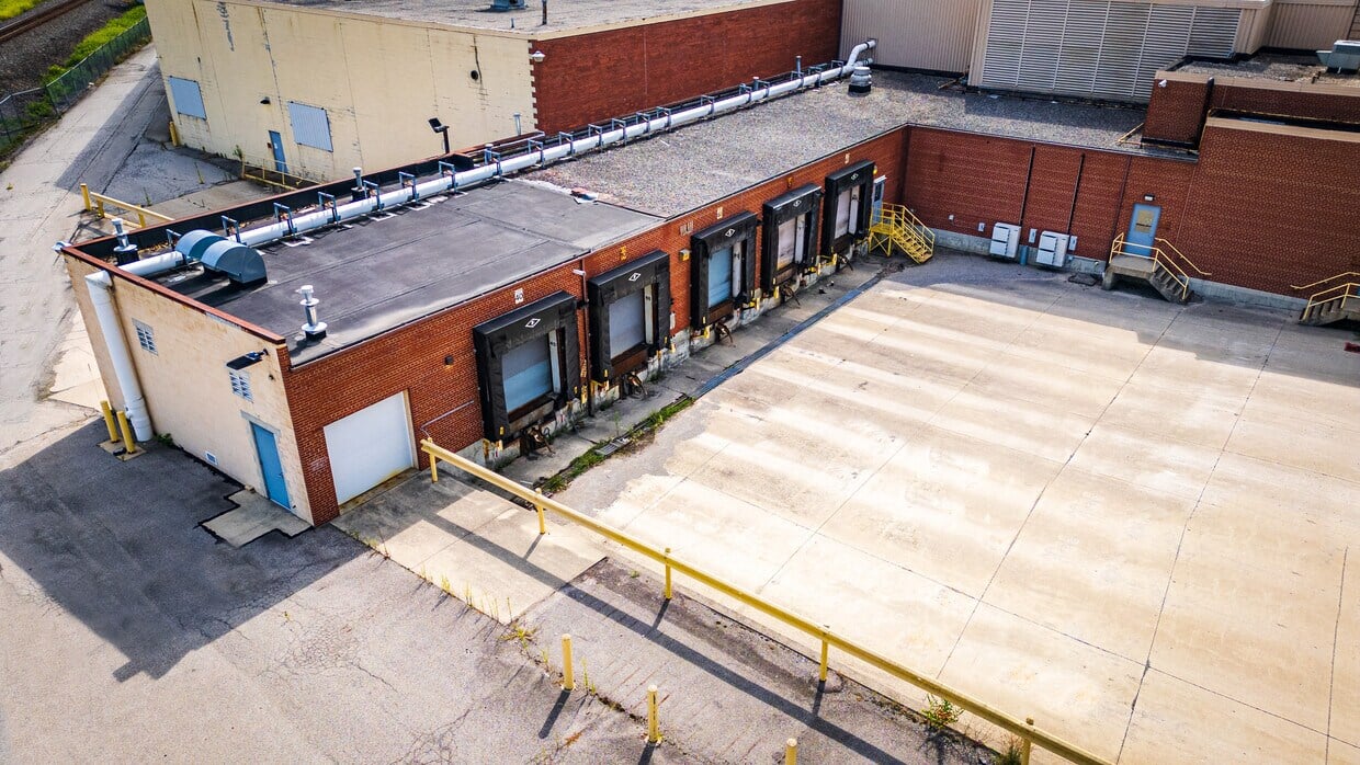 1250 South Walnut St