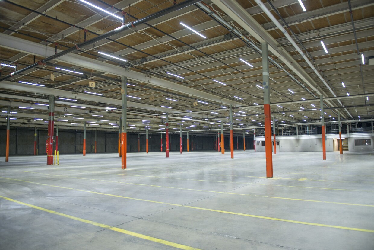 Newton Business Center