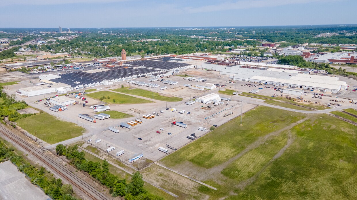 2701 South Coliseum Blvd