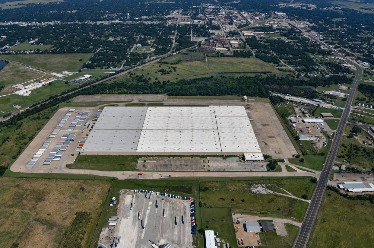 2200 South Business 45