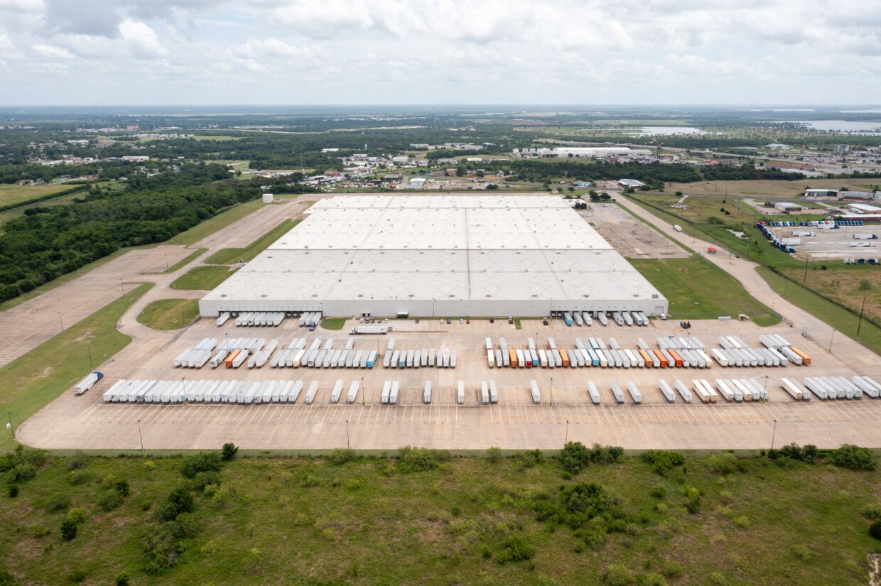 2200 South Business 45