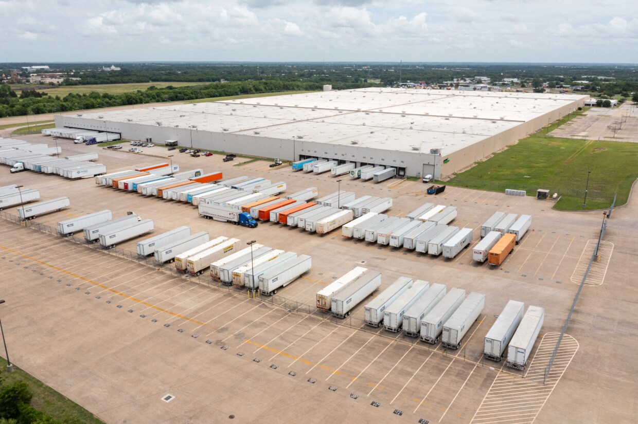 2200 South Business 45