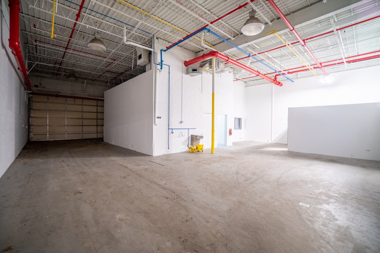 4801 W. Woolworth Ave